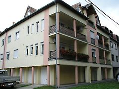 Szolnok, Belvároshoz közel, eladó téglalakás, 15 900 000 Ft